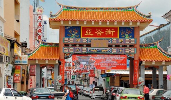 菲律宾面积和人口多少