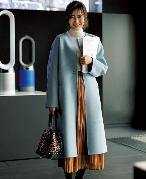 灰蓝色配什么颜色最搭