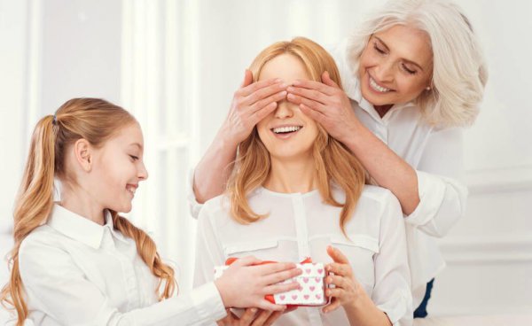 送母亲的生日礼物什么比较好