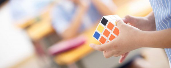 新手怎样才能练好魔方呢