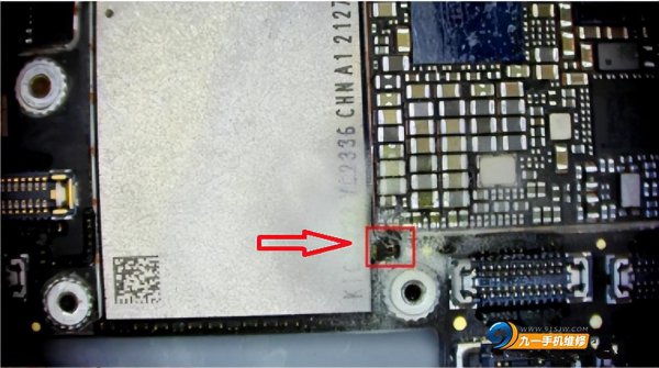 iphone出现苹果标志无法开机