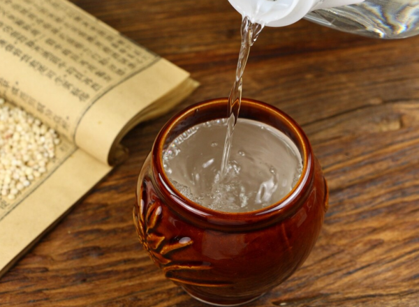 几斤粮食酿一斤酒白酒