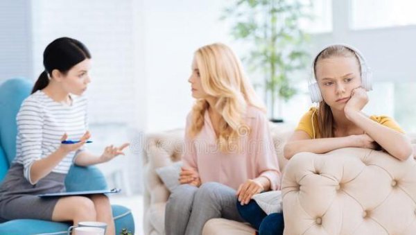 性格孤僻不爱说话不合群怎么办