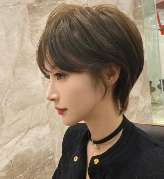 长脸剪什么短发好看图片