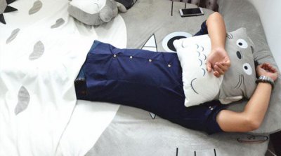 睡觉朝向哪边最科学 睡觉时头朝哪个方向最好