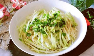 新鲜的撇了怎么凉拌好吃 椒油苤蓝的烹饪技巧分享