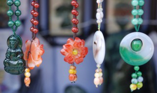 女生戴玛瑙有什么好处 女人戴玛瑙的作用介绍