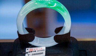 翡翠原石如何鉴定真假 怎么判断是不是翡翠原石