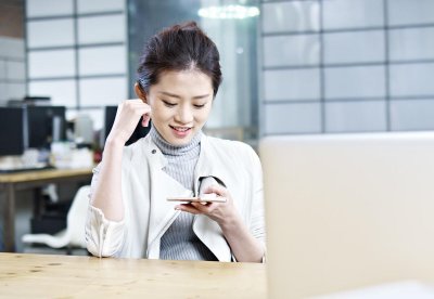 家里介绍的对象加微信怎么聊天介绍自己