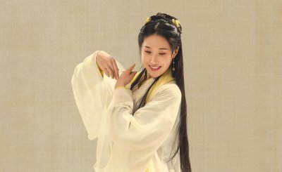 男生喜欢看腿暗示什么意思 第一眼看女生腿的男生的心理