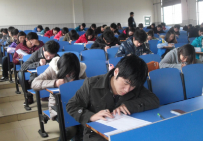 大学英语四级和高考英语哪个难 四级相当于高考什么水平