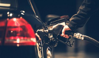 冬天轿车怎么省油一点 冬天轿车如何省油