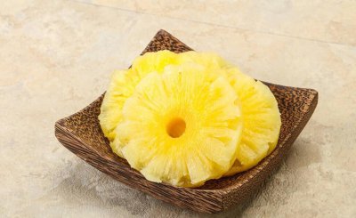 凤梨需要用盐水泡吗 凤梨切了直接吃还是要泡盐水