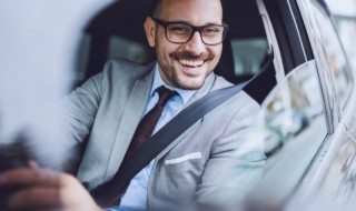 车子被砸了鸡蛋怎么擦 车子被砸了鸡蛋怎么进行处理呢