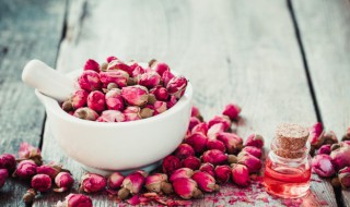 女人秋季喝什么茶最好 女人秋天喝什么茶好养生