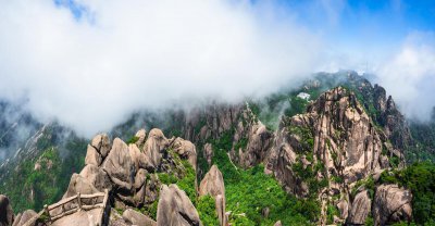 黄山的主峰是什么峰 安徽最高五座山峰中莲花峰第一
