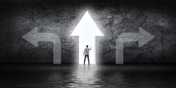 面试时如何自我介绍能让人留下深刻印象