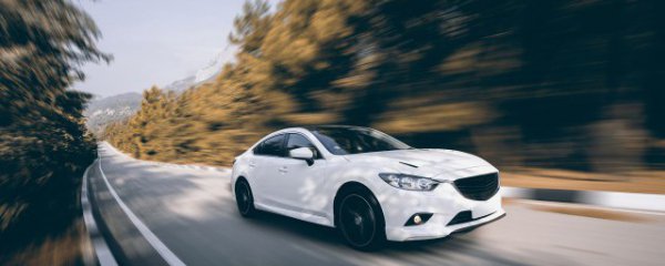 怎么判断车身如何摆正