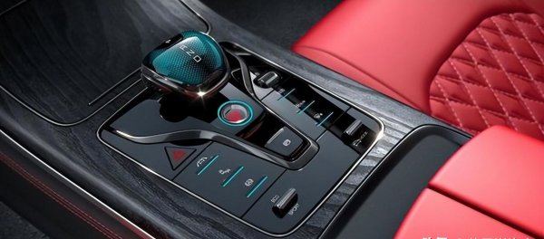 爬坡用什么档位