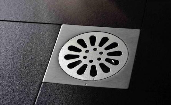 封闭卫生间怎么通风除臭