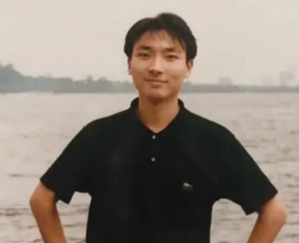 央视主持人康辉个人资料简介