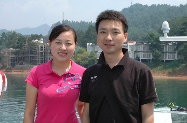 央视主持人康辉个人资料简介