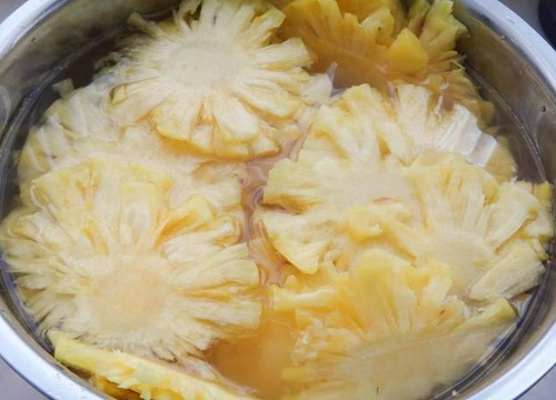 泡菠萝放多少盐合适