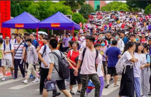 我国义务教育几年