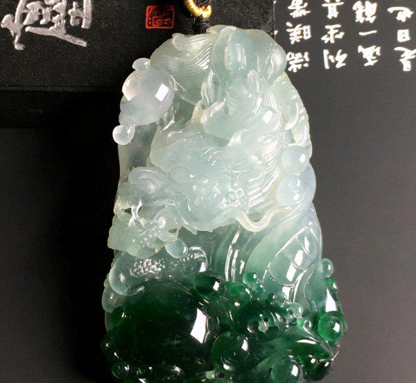 蓝色手镯是什么玉石