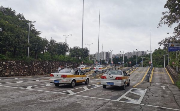 科目二中途挂了能继续走完吗