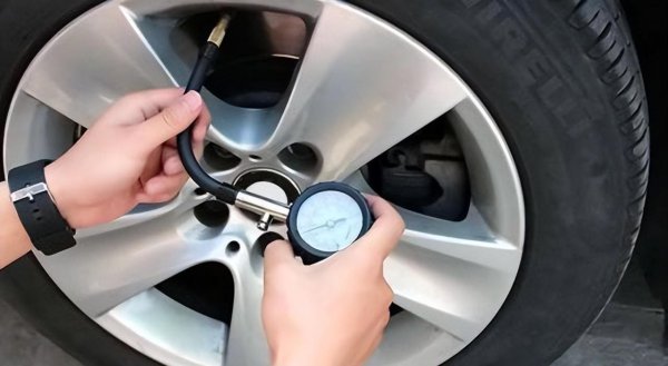 suv胎压多少正常范围