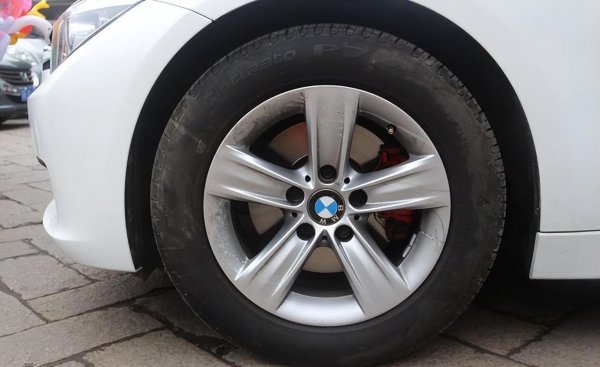 suv胎压多少正常范围