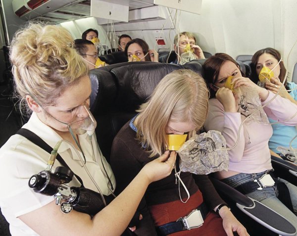 飞机安全系数高吗