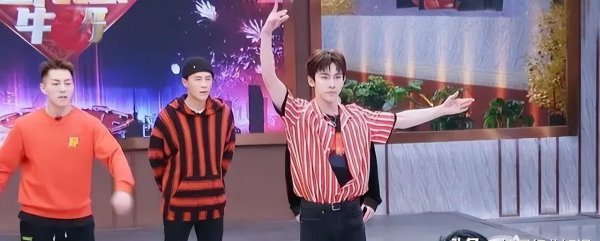 室内团建活动小游戏