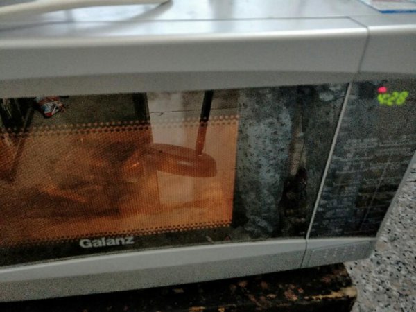 微波炉怎么清洗内部油垢