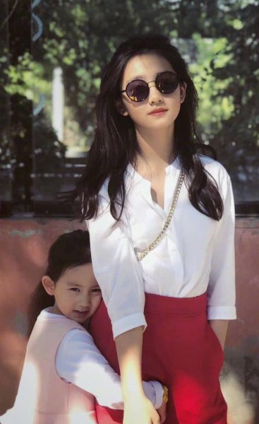 黄多多个人资料简介