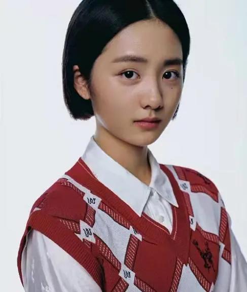 黄多多个人资料简介