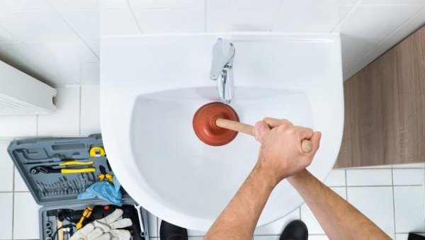 卫生间门一般开着还是关着