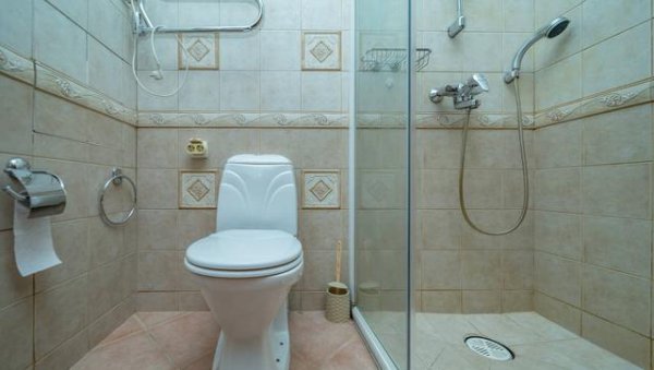 卫生间门一般开着还是关着