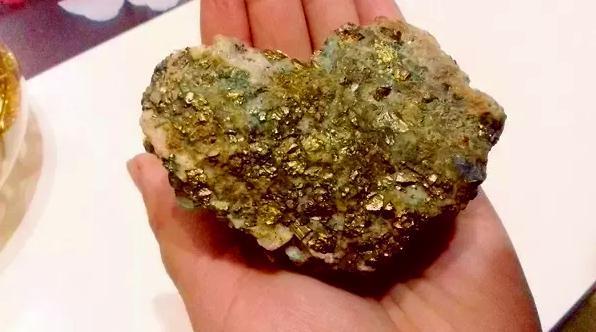 什么石头最值钱图片价格