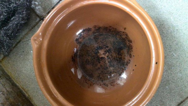 锅糊了怎样去掉糊锅底