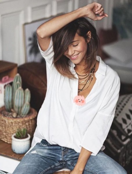 黑黄皮肤穿什么颜色衣服显白