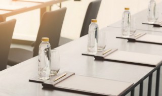 送母亲的水杯盖刻什么字 送母亲的水杯盖刻哪些字