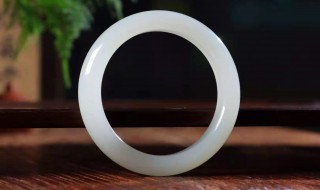 佩戴羊脂玉有什么好处 佩戴羊脂玉有哪些好处