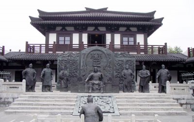 历史上对项羽的评价 不以成败论英雄不可沽名学霸王