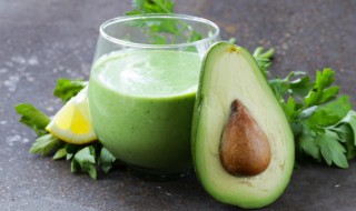 女人吃牛油果有什么好处 女人吃牛油果对身体有哪些好处