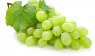 吃青葡萄的好处和坏处 食用青葡萄有什么好处和坏处呢