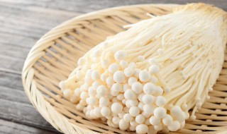 金针菇和鸭蛋一起吃吗 金针菇和鸭蛋能不能一起吃呢