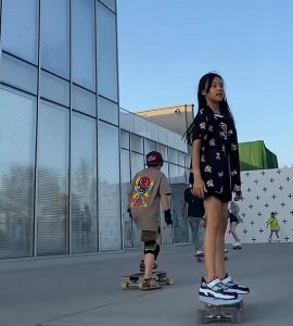 甜馨的个人资料 李小璐女儿甜馨的近期状况怎么样