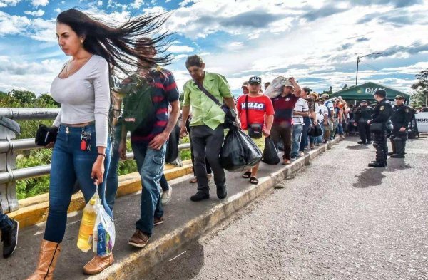 委内瑞拉国土面积和人口多少